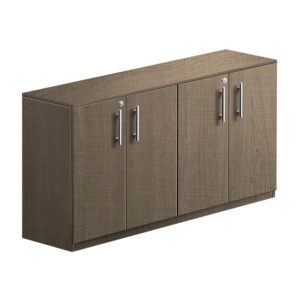 Credenza para oficina fabricada en melamina con 4 puertas abatibles